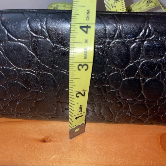 GIANI BERNINI BLACK LEATHER CROC Dome Clasp Purse Handbag - Picture 10 of 10
